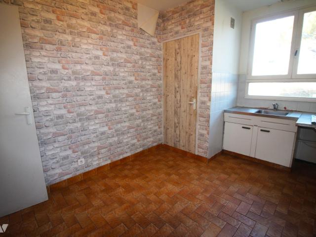 Appartement en vente à Aix en Provence, Alpes Côte d'Azur, 189000€