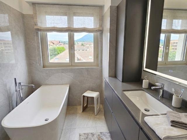 Appartement en vente à Annecy, Auvergne Rhône Alpes, 750000€