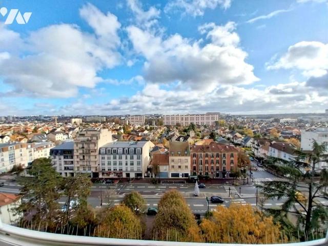 Appartement en vente à Antony, Île de France, 245000€