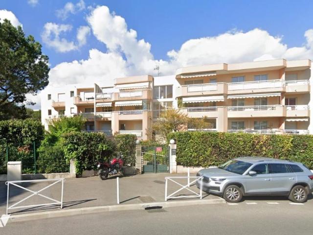 Appartement en vente à Antibes, Provence Alpes Côte d'Azur, 137000€