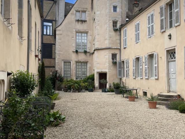 Appartement en vente à Beaune, Bourgogne Franche Comté, 376000€