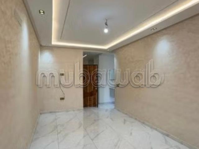 Appartement en vente à Bouaakkaz. Superficie 80 m²