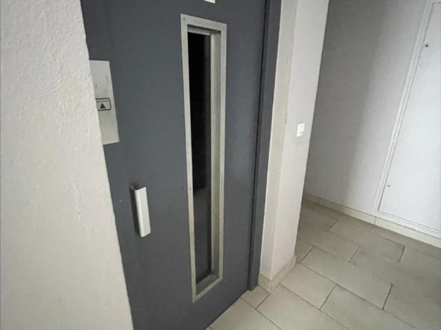 Appartement en vente à Caen, Normandie, 79796€