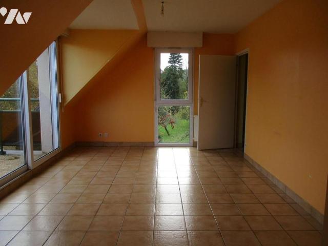 Appartement en vente à Carhaix Plouguer, Bretagne, 89040€