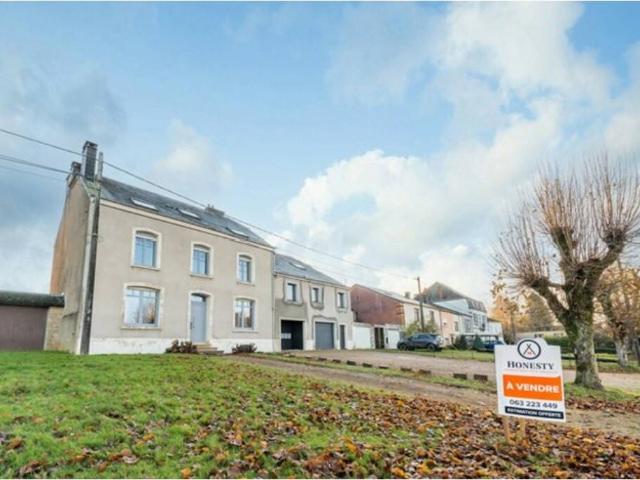 Appartement en Vente à Chiny