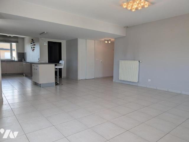 Appartement en vente à Décines Charpieu, Auvergne Rhône Alpes, 279999€