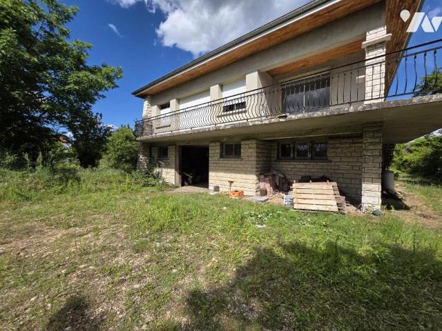 Appartement en vente à Décines Charpieu, Auvergne Rhône Alpes, 304980€