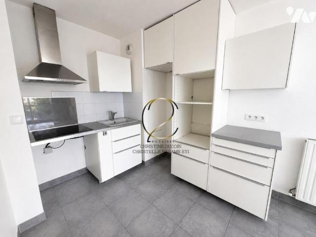 Appartement en vente à Ermont, Île de France, 239000€