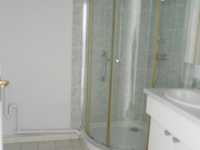 Appartement en vente à Essarts le Roi, Île de France, 258750€