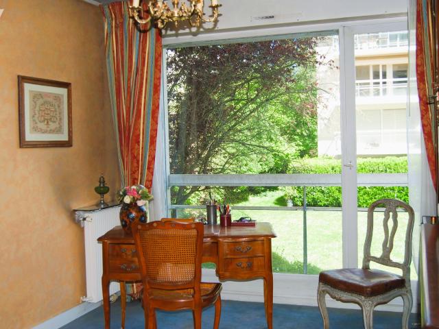 Appartement en vente à Garches, Île de France, 630000€