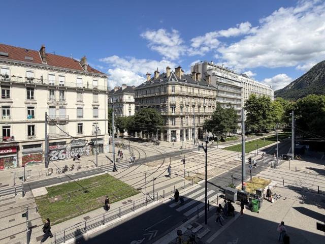Appartement en vente à Grenoble, Auvergne Rhône Alpes, 197000€