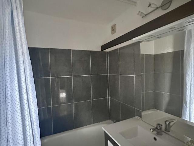 Appartement en vente à Isola, Provence Alpes Côte d'Azur, 220000€