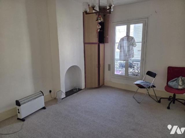 Appartement en vente à Kremlin Bicêtre, Île de France, 200000€