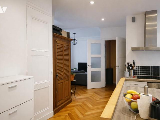 Appartement en vente à Lyon 7e Arrondissement, Auvergne Rhône Alpes, 325000€