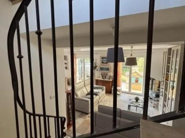 Appartement en vente à Lambesc, Provence Alpes Côte d'Azur, 640000€