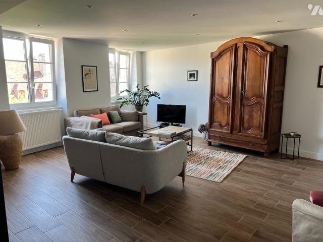 Appartement en vente à Lons le Saunier, Bourgogne Franche Comté, 420000€