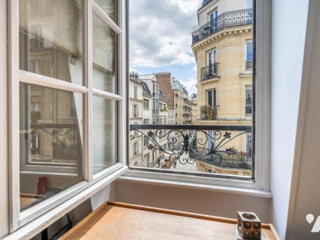 Appartement en vente à Paris 14e Arrondissement, Île de France, 1247 €