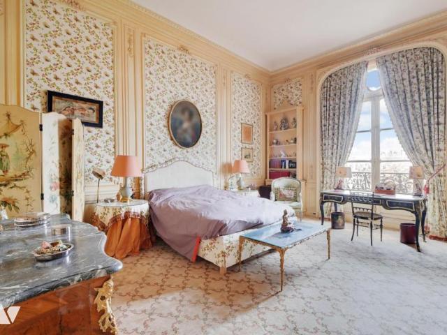 Appartement en vente à Paris 16e Arrondissement, Île de France, 2375 €