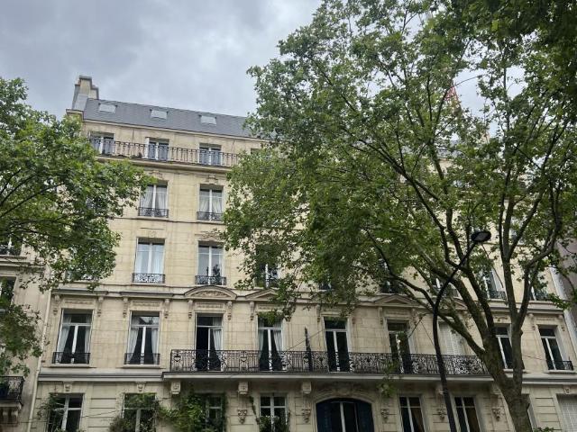 Appartement en vente à Paris 17e Arrondissement, Île de France, 192000€