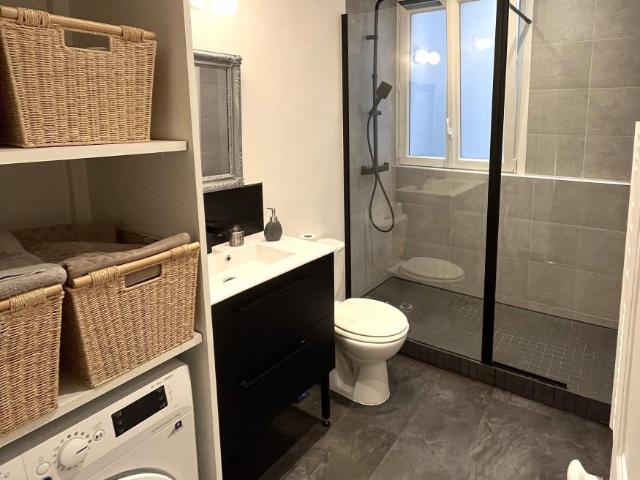 Appartement en vente à Paris 10e Arrondissement, Île de France, 437000€