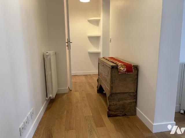 Appartement en vente à Paris 10e Arrondissement, Île de France, 619000€