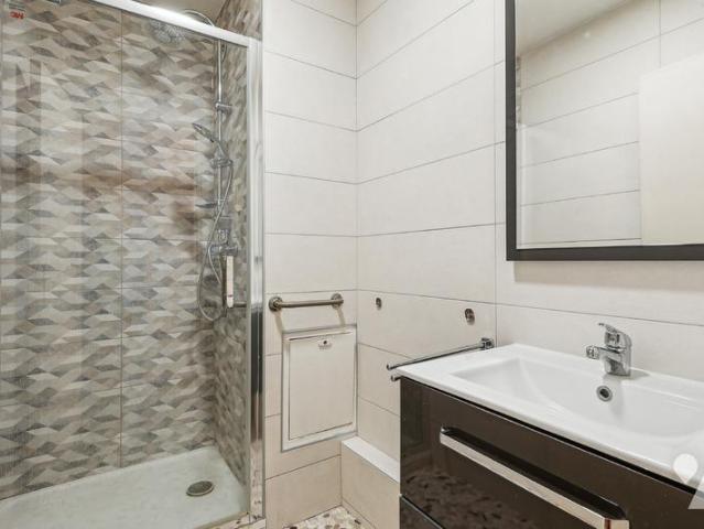 Appartement en vente à Paris 11e Arrondissement, Île de France, 779250€