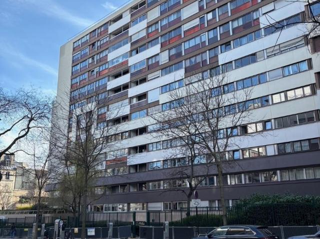Appartement en vente à Paris 20e Arrondissement, Île de France, 750000€