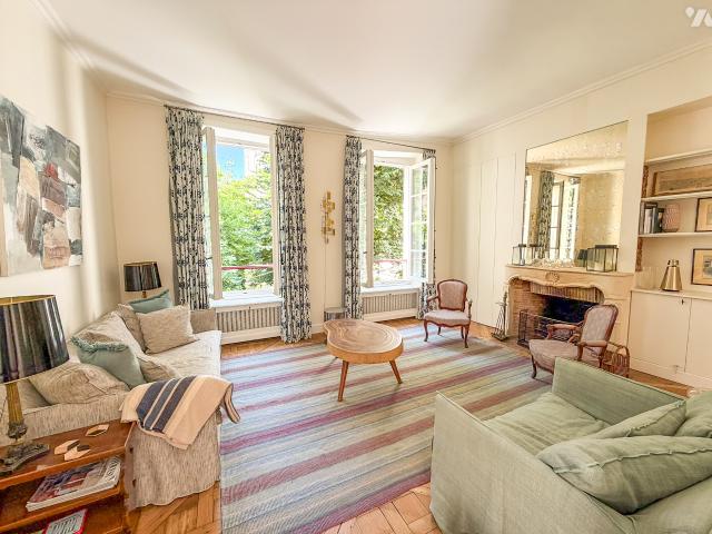 Appartement en vente à Paris 6e Arrondissement, Île de France, 1980 €