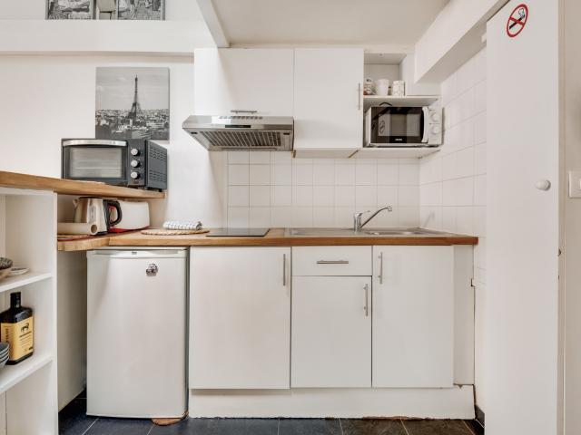 Appartement en vente à Paris 7e Arrondissement, Île de France, 385000€