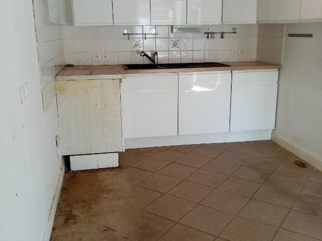 Appartement en vente à Ramonchamp, Grand Est, 75600€