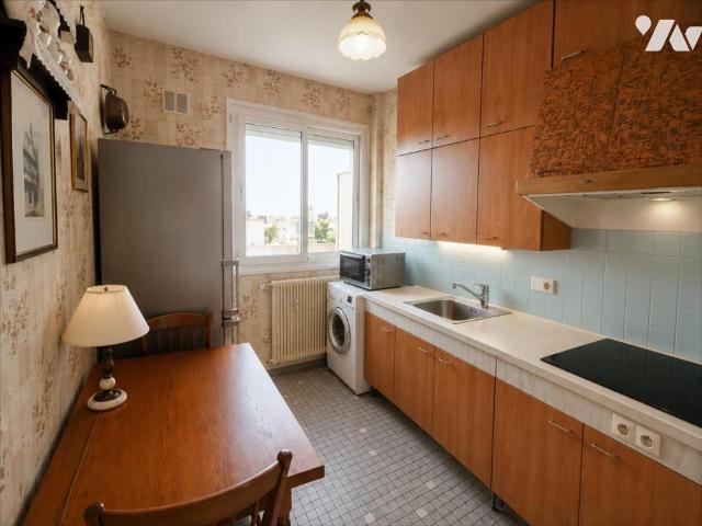 Appartement en vente à Reims, Grand Est, 242000€