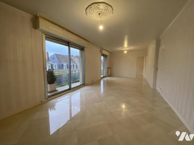 Appartement en vente à Reims, Grand Est, 263500€