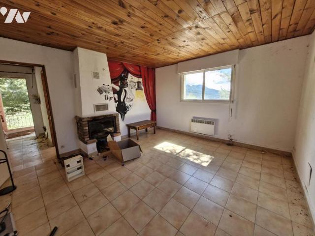 Appartement en vente à Revest les Eaux, Provence Alpes Côte d'Azur, 140000€
