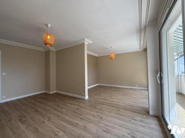 Appartement en vente à Saint Cyr sur Loire, Centre Val de Loire, 204700€