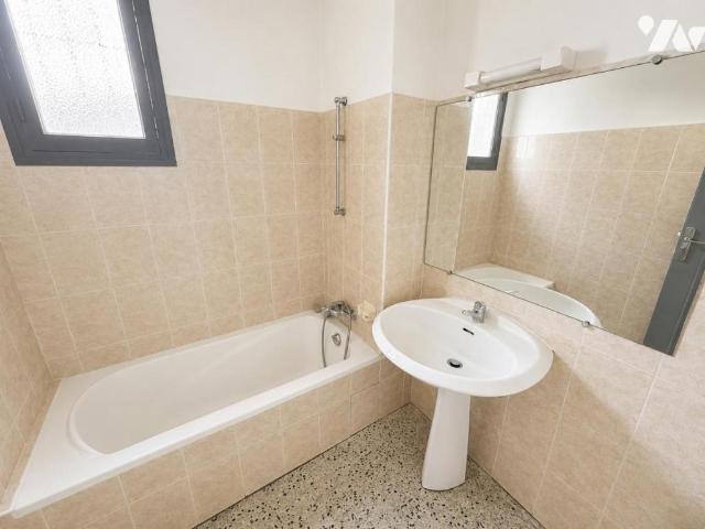 Appartement en vente à Saint Laurent du Var, Provence Alpes Côte d'Azur, 540000€
