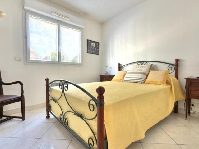 Appartement en vente à Saint Raphaël, Provence Alpes Côte d'Azur, 325500€