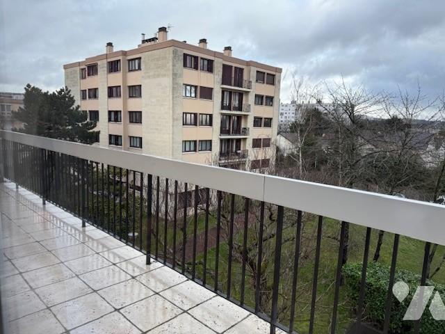 Appartement en vente à Soisy sous Montmorency, Île de France, 269360€