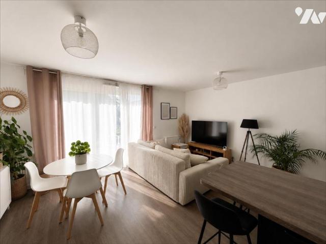 Appartement en vente à Tinqueux, Grand Est, 212000€