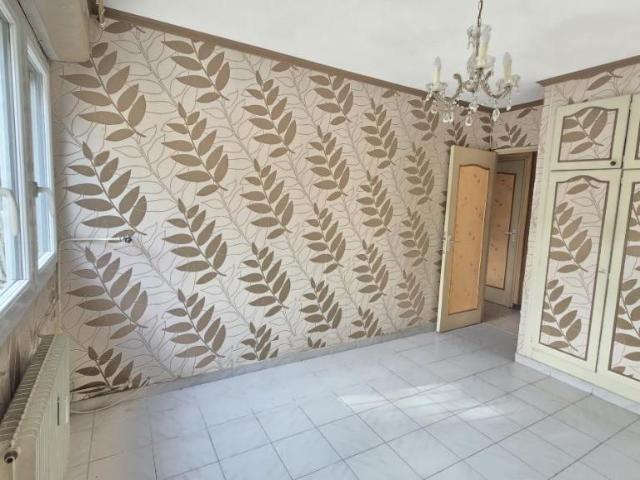 Appartement en vente à Trinité, Provence Alpes Côte d'Azur, 200000€