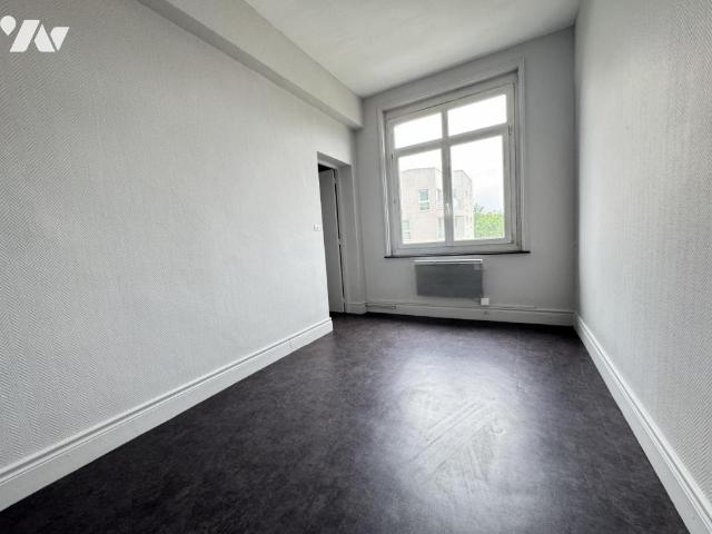 Appartement en vente à Valenciennes, Hauts de France, 77000€