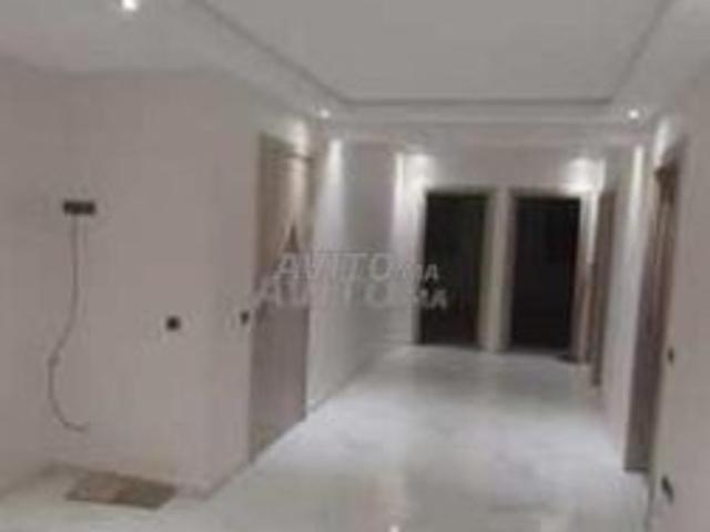 Appartement en vente à wifak Temara