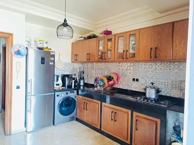 Appartement en vente a 2 mars 95m