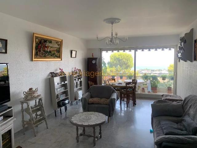 Réf. 9576 VIAGER OCCUPE SANS RENTE VILLENEUVE LOUBET 06