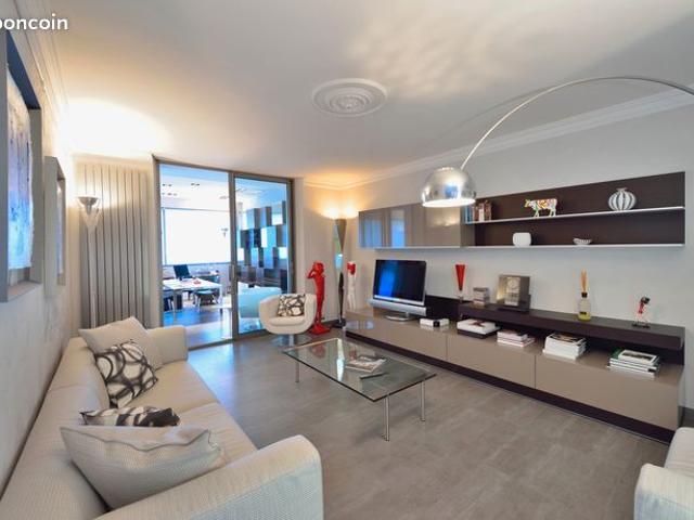 Appartement en attique de 240m2 à Terville
