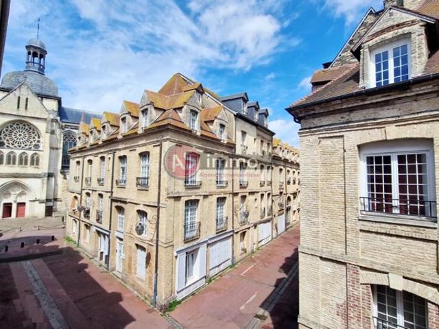 Appartement en Coeur de ville historique 2ème étage