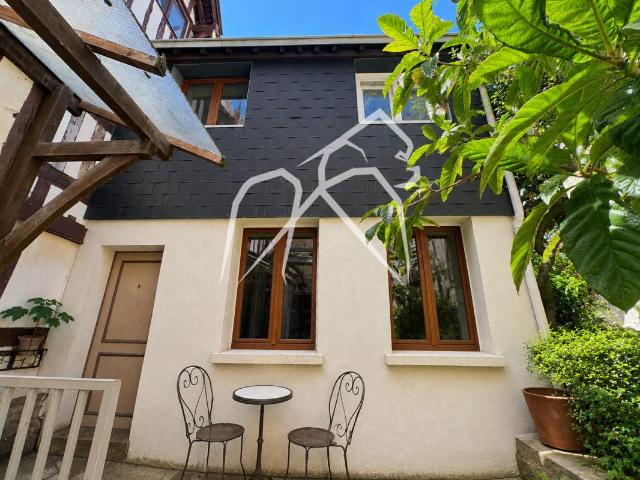 Appartement en duplex comme une petite maison + jardin | Proche Hôtel de ville Rouen 76000 | 23m²
