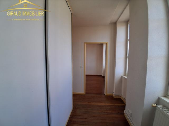 Appartement en duplex dans Charlieu
