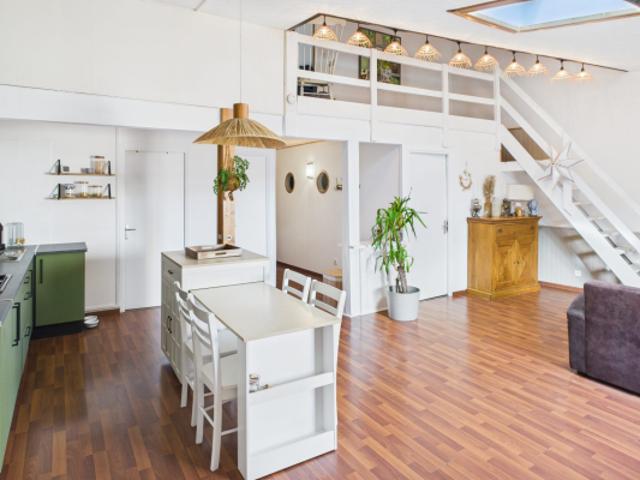 APPARTEMENT EN DUPLEX LA PALME