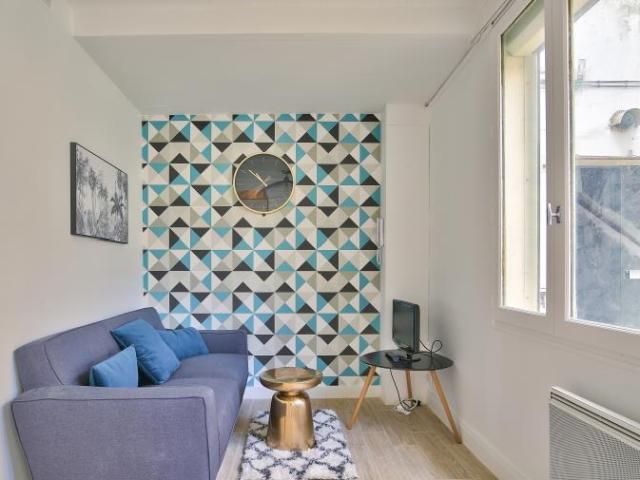APPARTEMENT EN DUPLEX MEUBLE ST GERMAIN EN LAYE 2 pièce s 32 m2