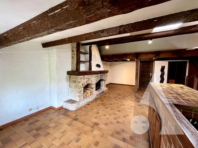 Appartement en duplexe de 63.90m² Cotignac 64m² Cotignac